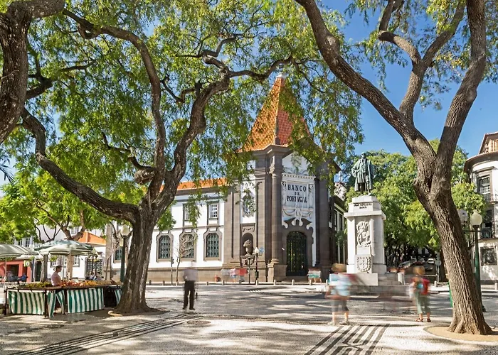 Arriaga I By An Island Apart